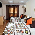Guest house Carrizo *